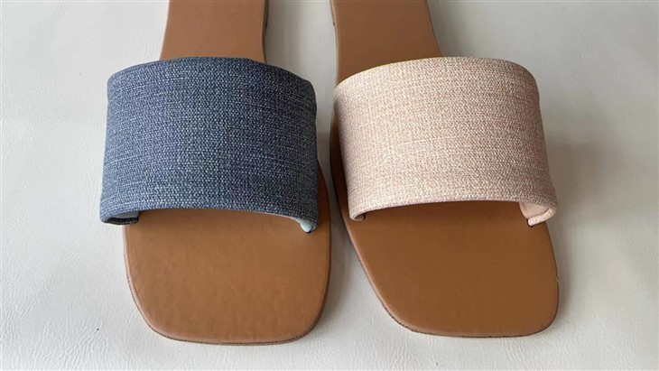 Summer slippers in canvas factory